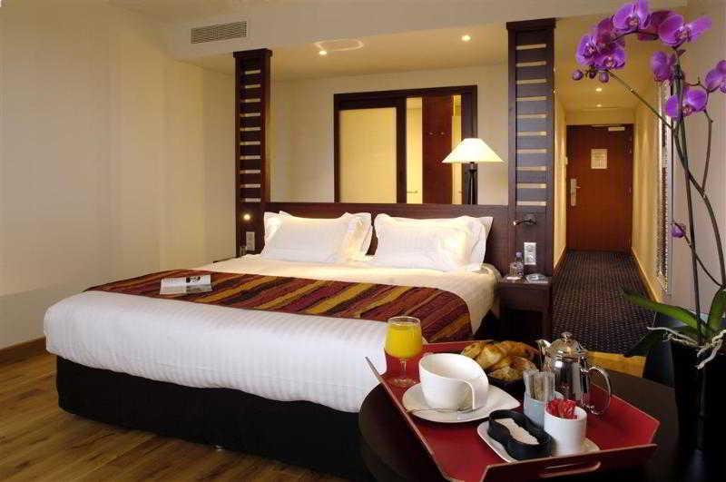 Le Mauritia Hotel Et Spa Pornic Bilik gambar