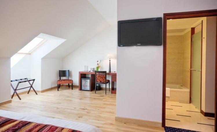Le Mauritia Hotel Et Spa Pornic Bilik gambar