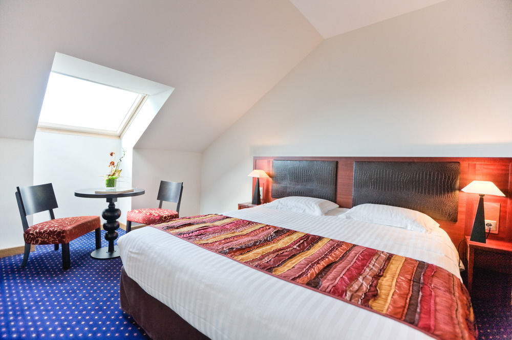 Le Mauritia Hotel Et Spa Pornic Bilik gambar